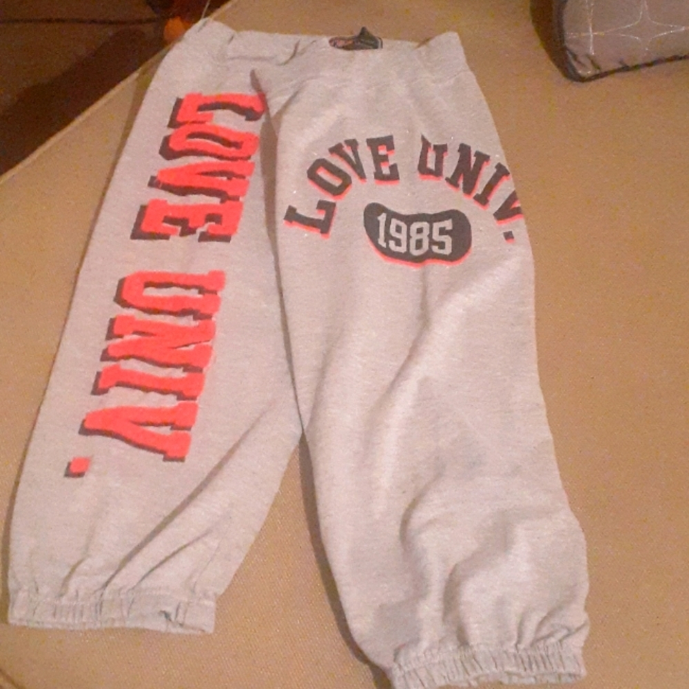 Sweat capris